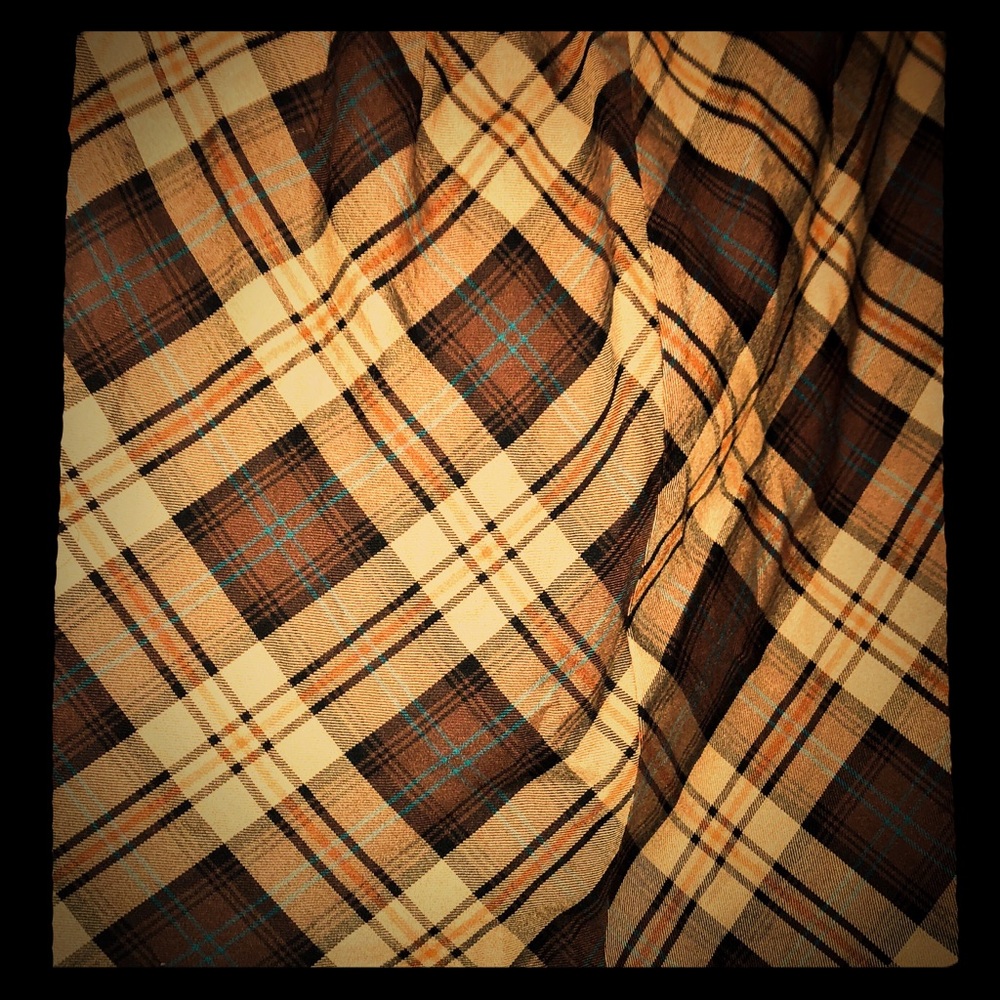 PLAID KNEE LENGTH SKIRT